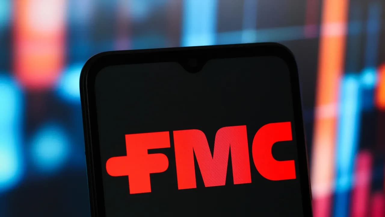 https://stocktwits.com/news articles/markets/equity/why did insecticide maker fmc corp s stock tumble over 26 after hours/cLGFWiOR3DO https://stocktwits.com/news articles/markets/equity/why did insecticide maker fmc corp s stock tumble over 26 after hours/cLGFWiOR3DO