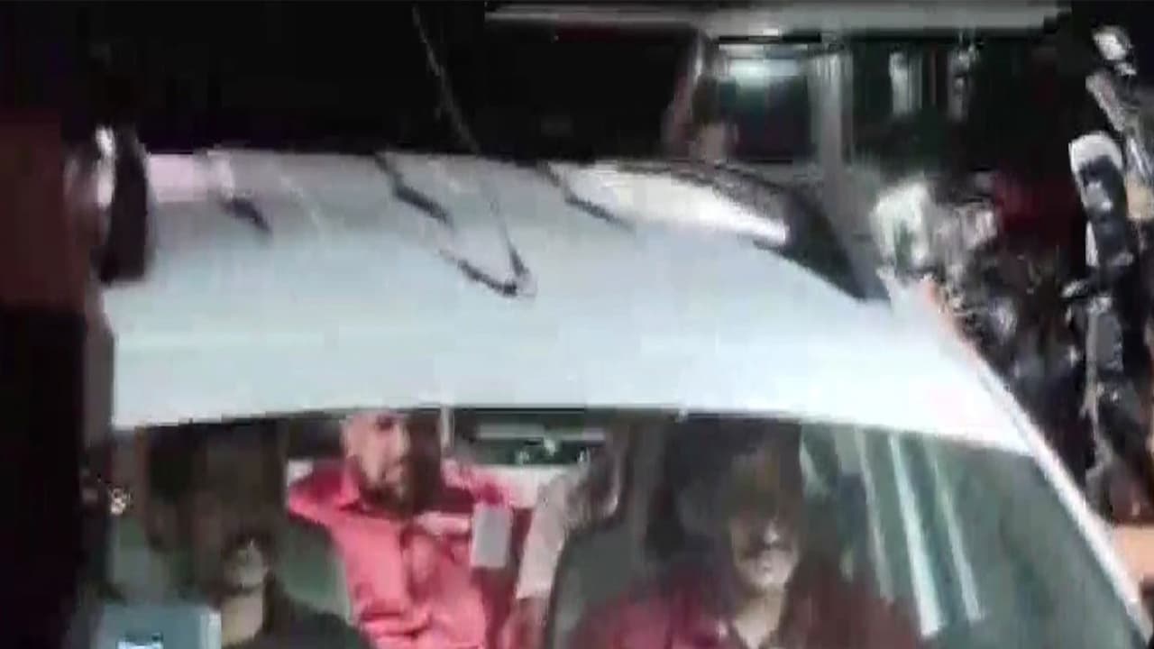 Chief Priest Kandararu Rajeevaru Produced At Kollam Vigilance Court (Photo/ANI) Chief Priest Kandararu Rajeevaru Produced At Kollam Vigilance Court (Photo/ANI)