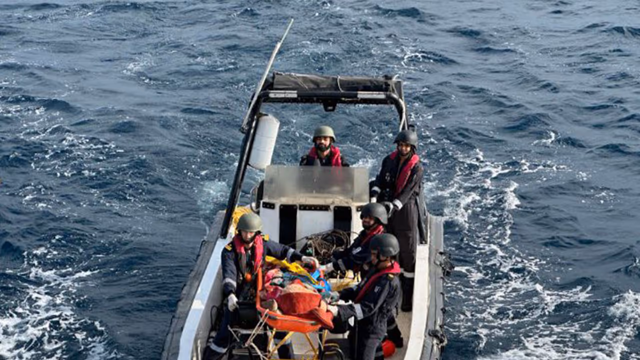 ICG rescues Iranian fisherman (Photo: X@IndiaCoastGuard)