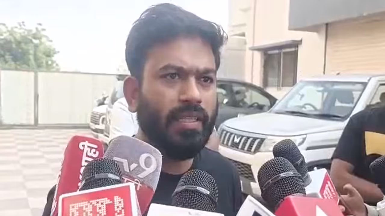 Cockroach Janata Party (CJP) activist Abhijeet Dipke (Photo/ANI) Cockroach Janata Party (CJP) activist Abhijeet Dipke (Photo/ANI)