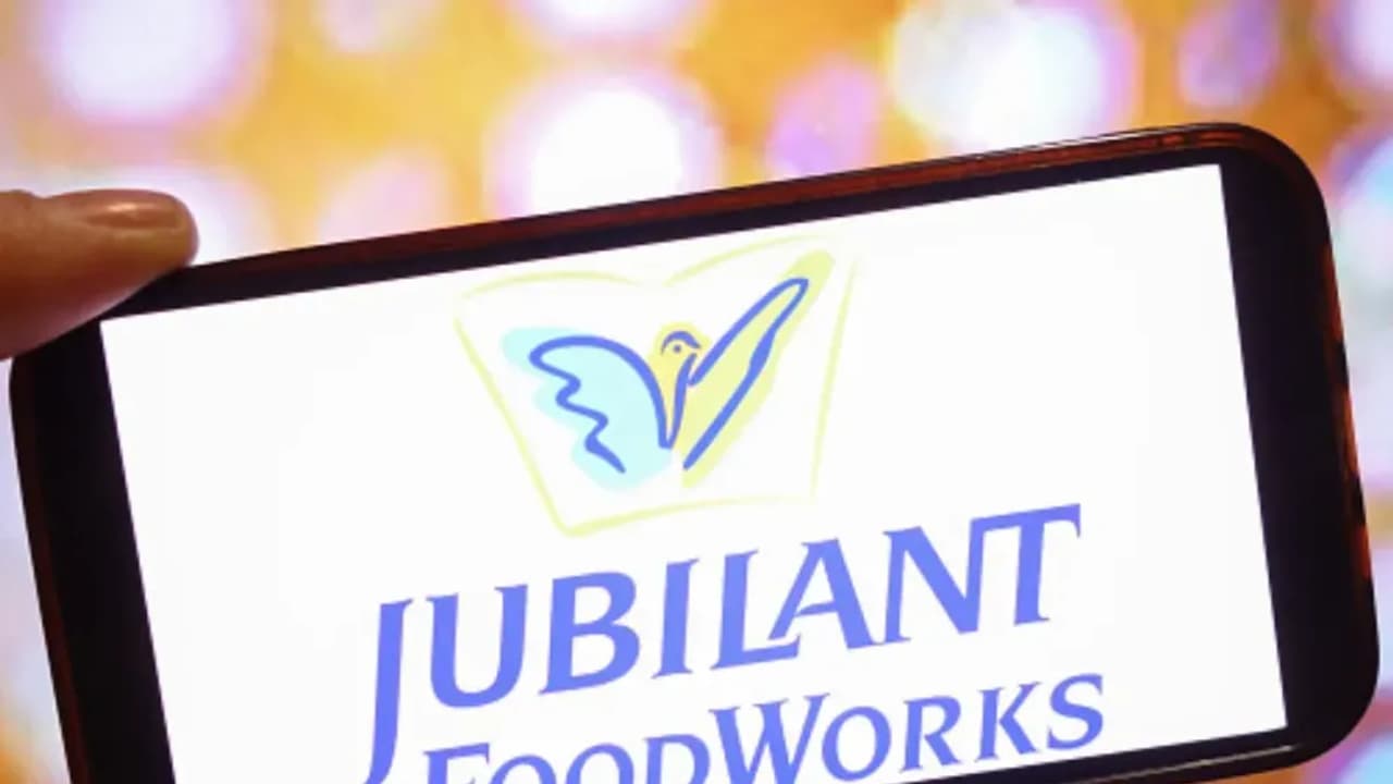 https://stocktwits.com/news articles/markets/equity/jubilant foodworks below 600 sebi ra ghodasara/chivufiRbna