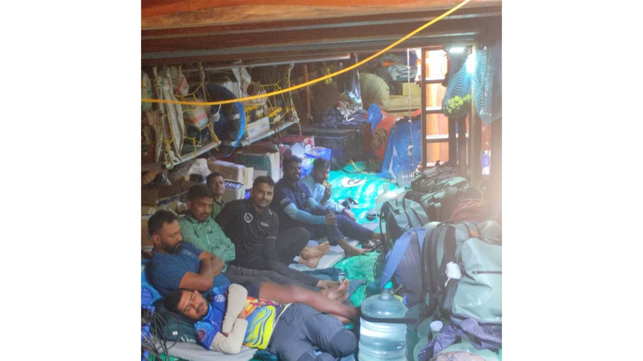 Off duty crew resting under INSV Kaundinya's deck (Photo/ X@sanjeevsanyal) Off duty crew resting under INSV Kaundinya's deck (Photo/ X@sanjeevsanyal)