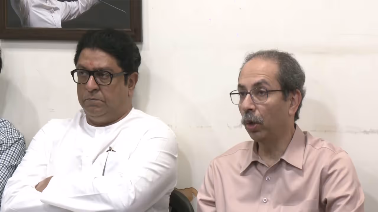 MNS Chief Raj Thackeray and Shiv Sena (UBT) Chief Uddhav Thackeray (Photo/ANI) MNS Chief Raj Thackeray and Shiv Sena (UBT) Chief Uddhav Thackeray (Photo/ANI)
