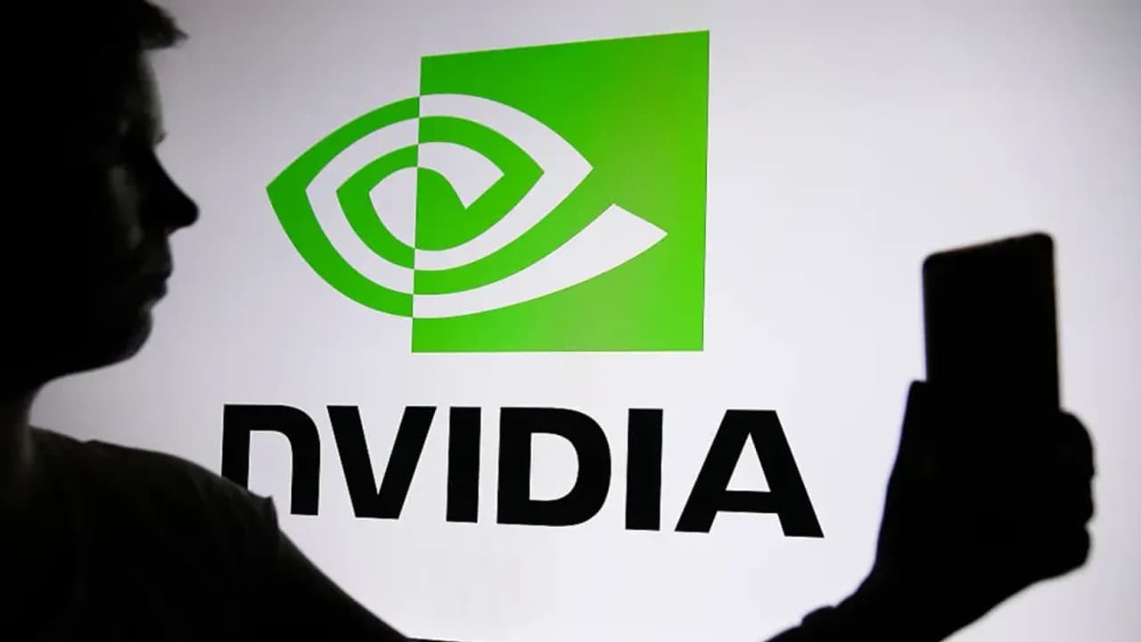 https://stocktwits.com/news articles/markets/equity/nvidia eyes shanghai rd center amid us export pressure/chiw5wYRbnp