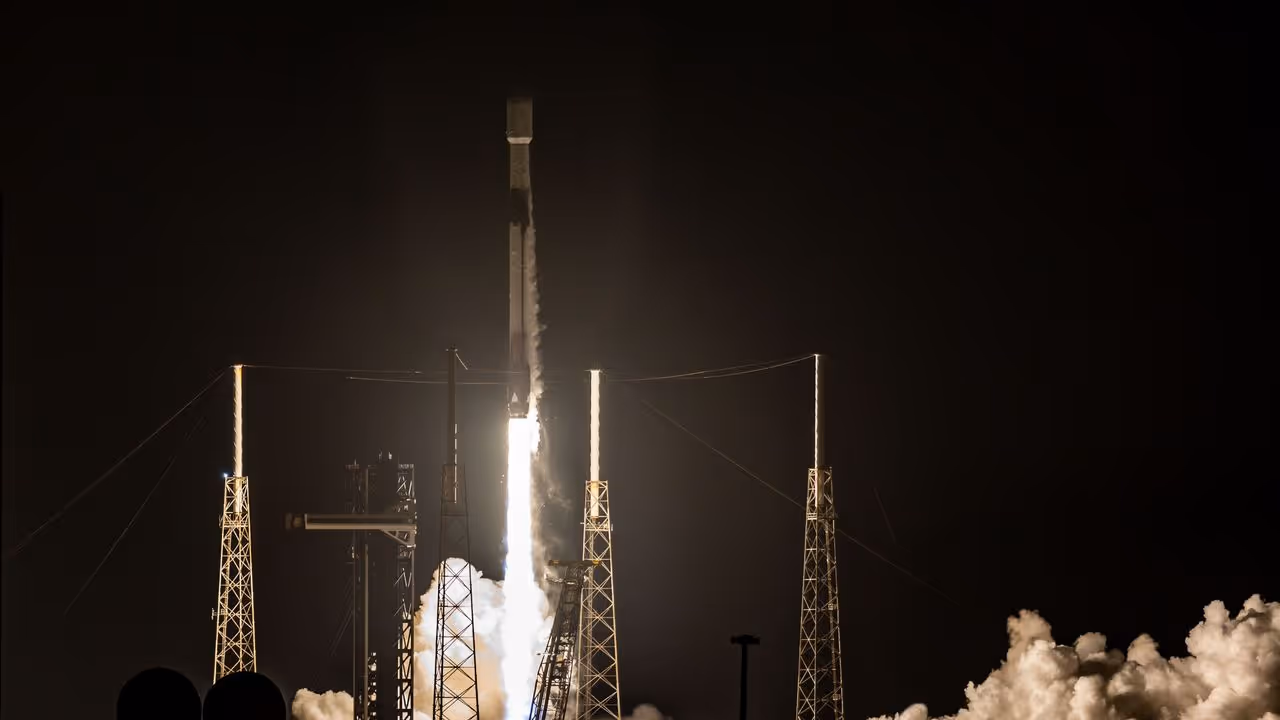 https://stocktwits.com/news articles/markets/equity/asts rklb chase spacex playbook analyst inflated valuations delays/cZopvXPRJhT https://stocktwits.com/news articles/markets/equity/asts rklb chase spacex playbook analyst inflated valuations delays/cZopvXPRJhT
