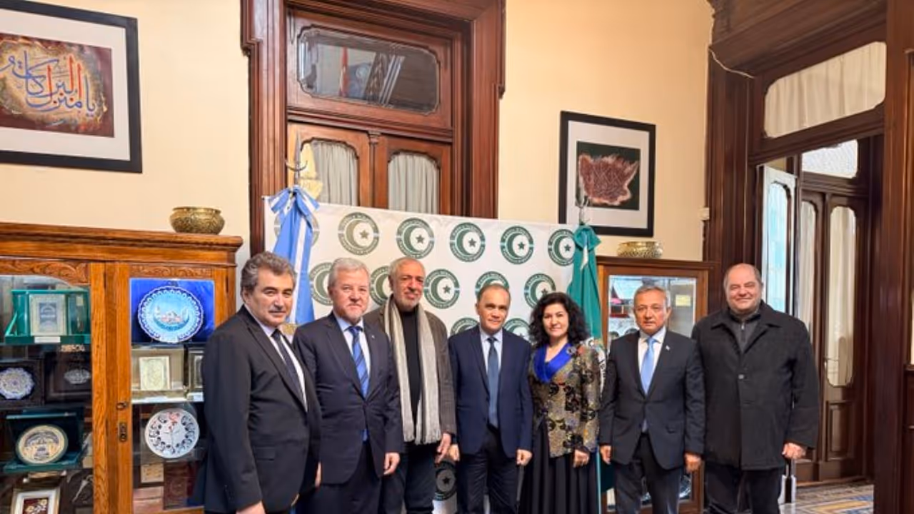 Uyghur delegation meeting Omar Abboud, Vice President of the Islamic Center of the Argentine Republic (Photo/Campaign For Uyghurs) Uyghur delegation meeting Omar Abboud, Vice President of the Islamic Center of the Argentine Republic (Photo/Campaign For Uyghurs)