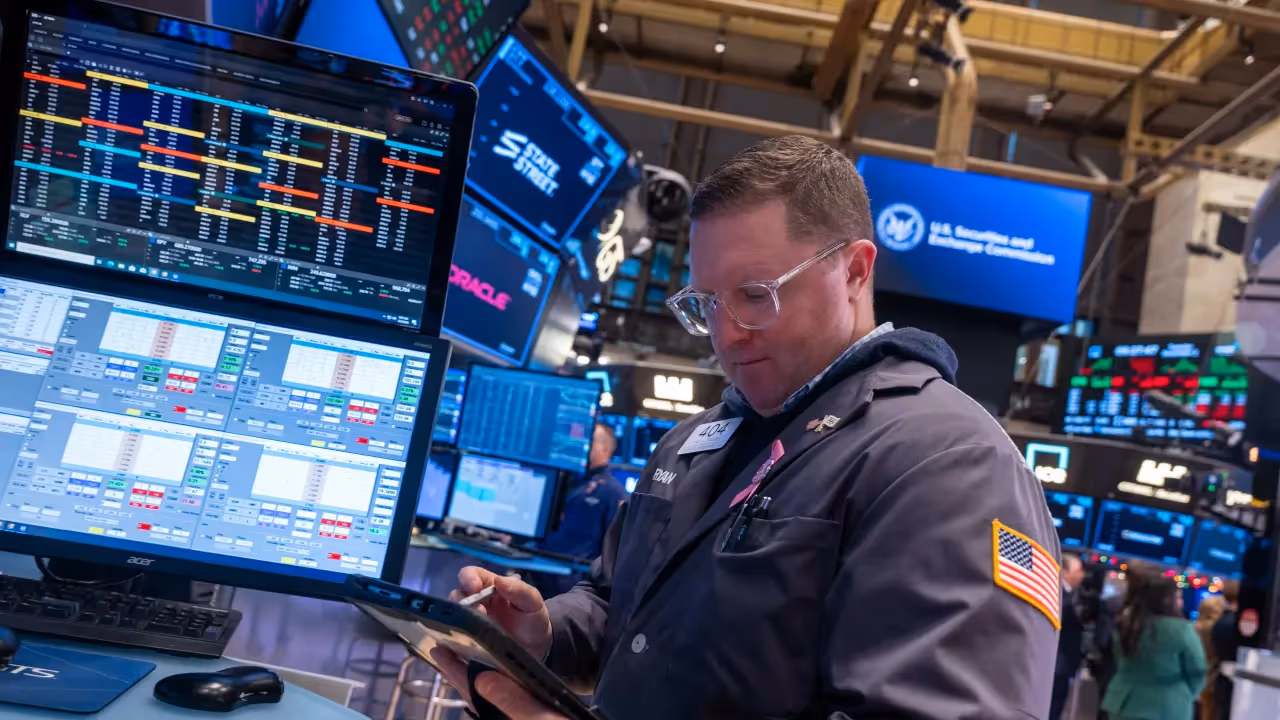 https://stocktwits.com/news articles/markets/equity/stocktwits weekly spread what shaped treasury yields and the dollar this week/cZxTXunRBnZ https://stocktwits.com/news articles/markets/equity/stocktwits weekly spread what shaped treasury yields and the dollar this week/cZxTXunRBnZ