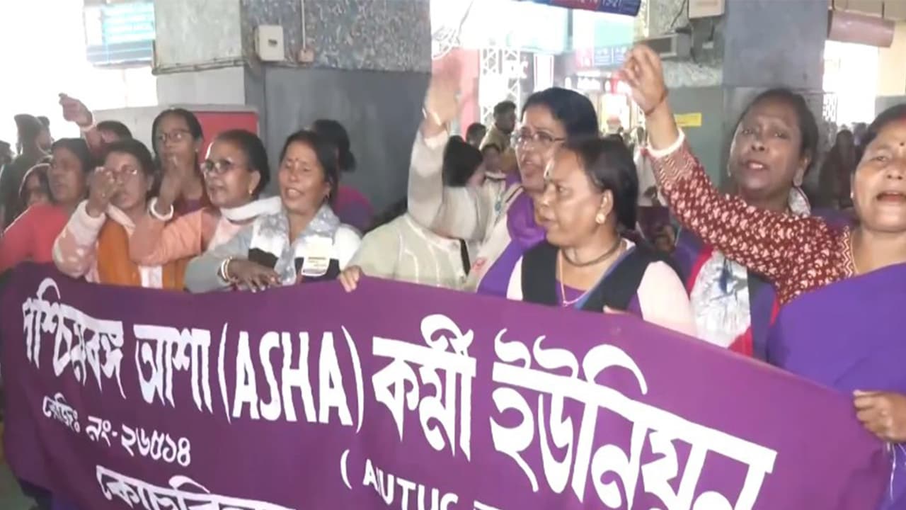 ASHA workers' protest (File photo/ANI) ASHA workers' protest (File photo/ANI)