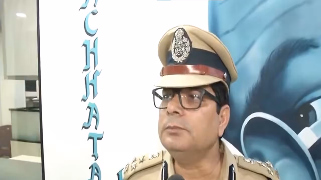 Greater Hyderabad Municipal Corporation (GHMC) Commissioner RV Karnan (Photo/ANI)