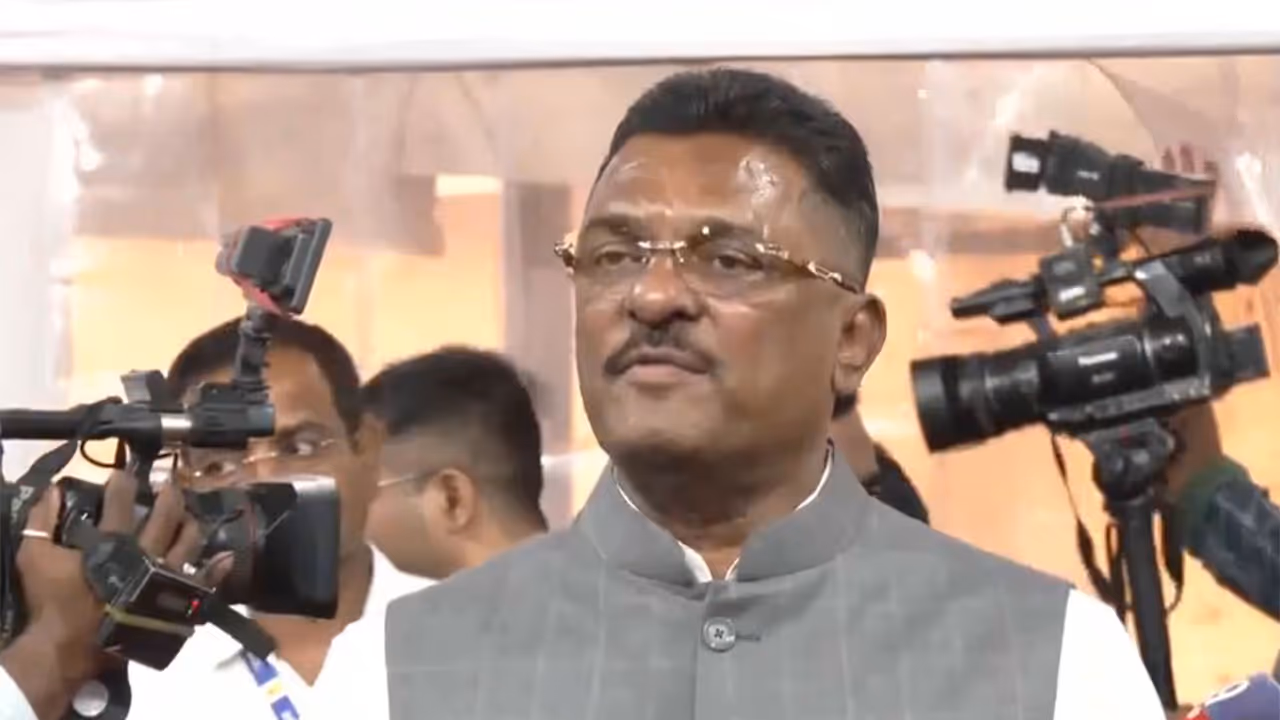 Maharashtra Transport Minister Pratap Sarnaik (Photo: ANI) Maharashtra Transport Minister Pratap Sarnaik (Photo: ANI)