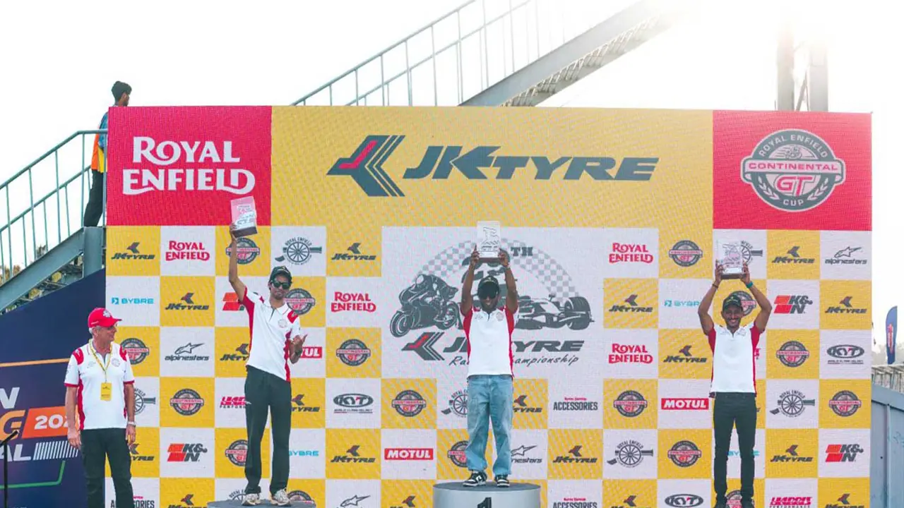 Kabir Sahoch (middle) (Photo: JK Tyre) Kabir Sahoch (middle) (Photo: JK Tyre)