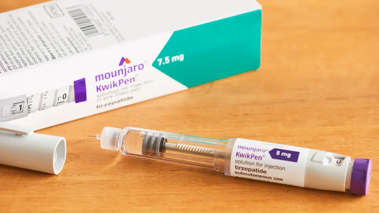 https://stocktwits.com/news articles/markets/equity/glp 1 showdown in india eli lilly s mounjaro pen approved just days after novo s wegovy launch/chmgLyMRRIc https://stocktwits.com/news articles/markets/equity/glp 1 showdown in india eli lilly s mounjaro pen approved just days after novo s wegovy launch/chmgLyMRRIc