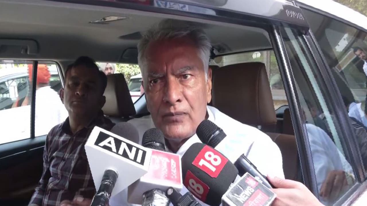 Bharatiya Janata Party (BJP) leader Sunil Jakhar (Photo/ANI) Bharatiya Janata Party (BJP) leader Sunil Jakhar (Photo/ANI)