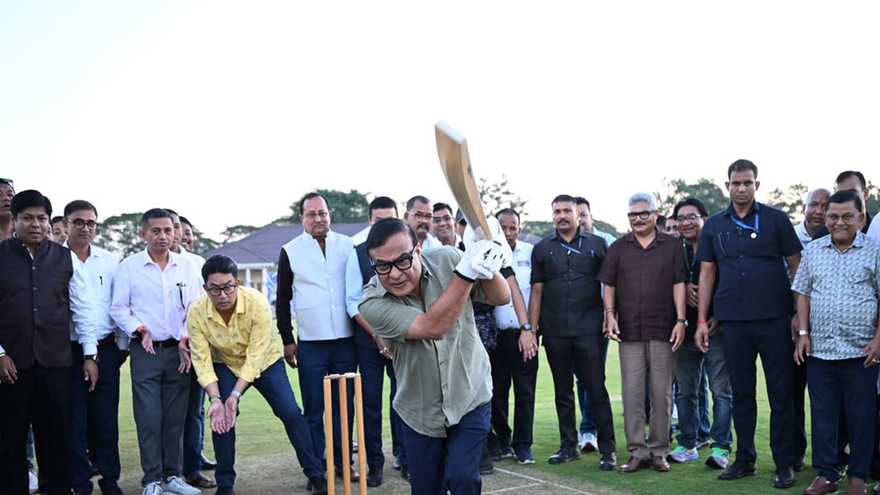 Assam CM Himanta Biswa Sarma playing cricket in Naharkatia (Photo: Assam CMO) Assam CM Himanta Biswa Sarma playing cricket in Naharkatia (Photo: Assam CMO)