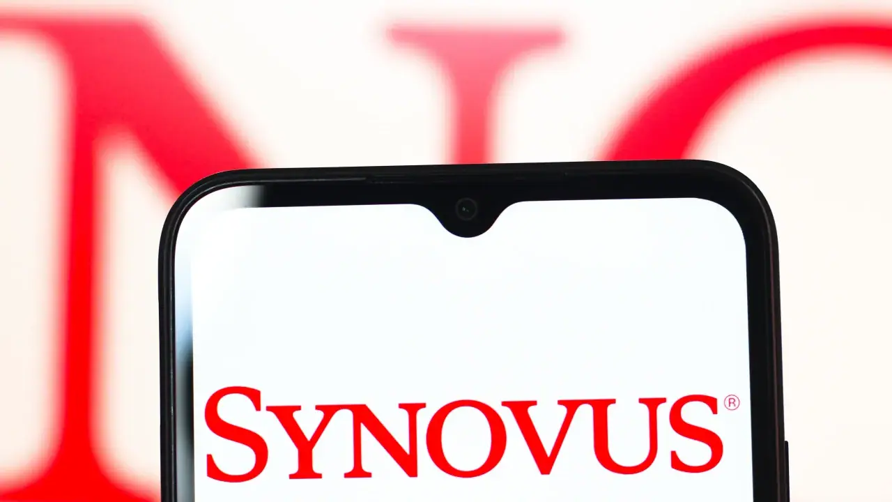 https://stocktwits.com/news articles/markets/equity/pinnacle synovus stocks slide after hours on 8 6 b merger news/choGDQlR5vN