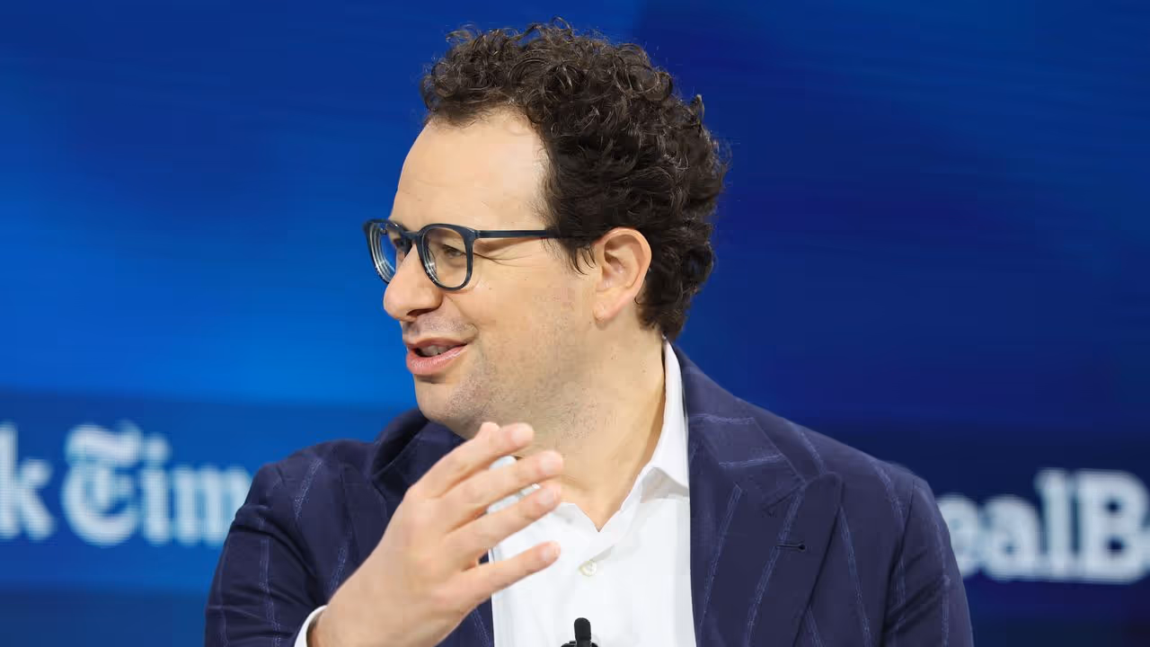 https://stocktwits.com/news articles/markets/equity/slow down ai microsoft ceo president trump line up against anthropic s call big tech s divide is now out in the open/cZtlsPVRBRe https://stocktwits.com/news articles/markets/equity/slow down ai microsoft ceo president trump line up against anthropic s call big tech s divide is now out in the open/cZtlsPVRBRe