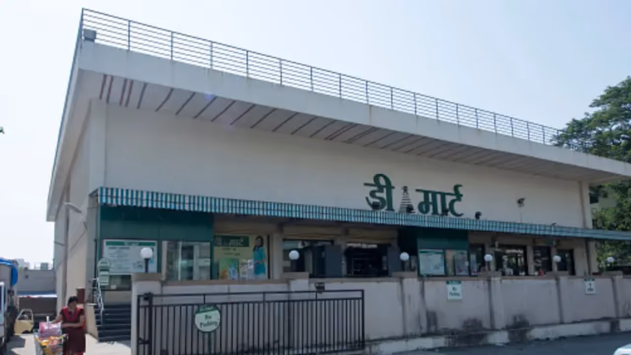 https://stocktwits.com/news articles/markets/equity/d mart operator avenue supermarts at crossroads ahead of earnings sebi ra eyes bullish trigger if q1 delivers/ch8GbwBR5jG
