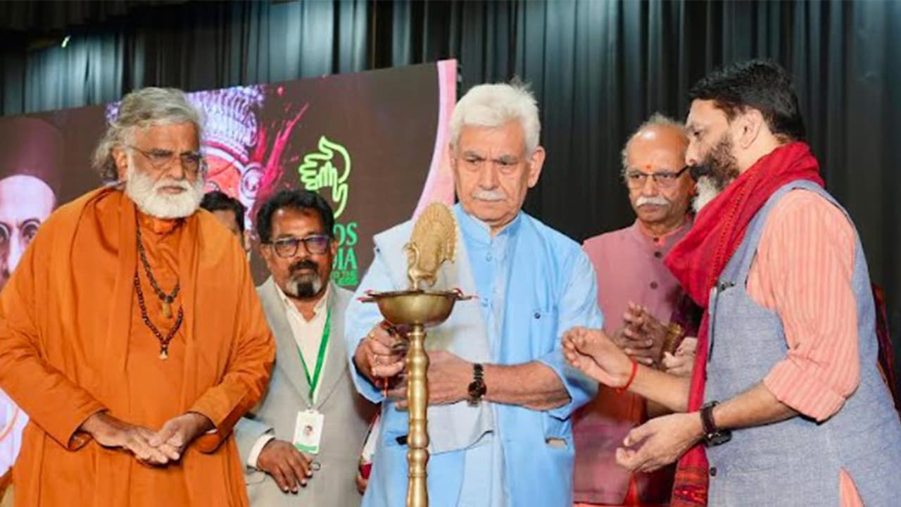J&K LG Manoj Sinha honours global changemakers at Veer Savarkar International Impact Awards 2025 (Photo/ANI) J&K LG Manoj Sinha honours global changemakers at Veer Savarkar International Impact Awards 2025 (Photo/ANI)