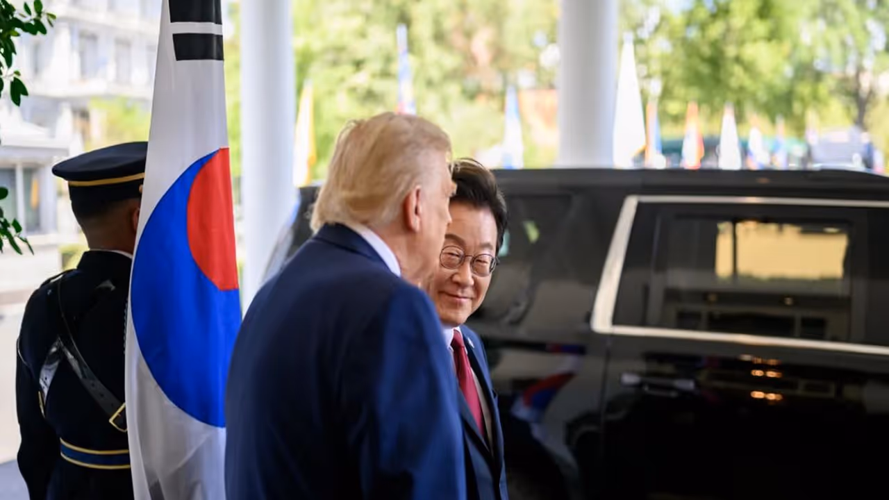 A file photo of US President Donald Trump with South President Lee Jae Myung in Washington DC, US (Photo/White House) A file photo of US President Donald Trump with South President Lee Jae Myung in Washington DC, US (Photo/White House)