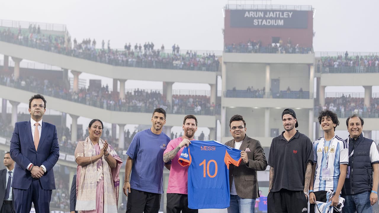 Jay Shah presents Indian Cricket Team jersey to Football icon Lionel Messi (Photo: Jay Shah) Jay Shah presents Indian Cricket Team jersey to Football icon Lionel Messi (Photo: Jay Shah)