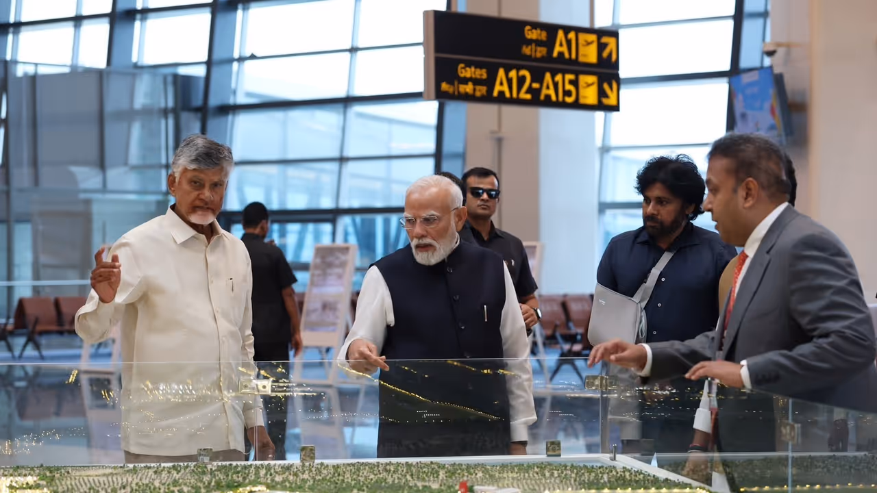Prime Minister Narendra Modi with Andhra Pradesh CM Chandrababu Naidu (Photo/x/@narendramodi) Prime Minister Narendra Modi with Andhra Pradesh CM Chandrababu Naidu (Photo/x/@narendramodi)