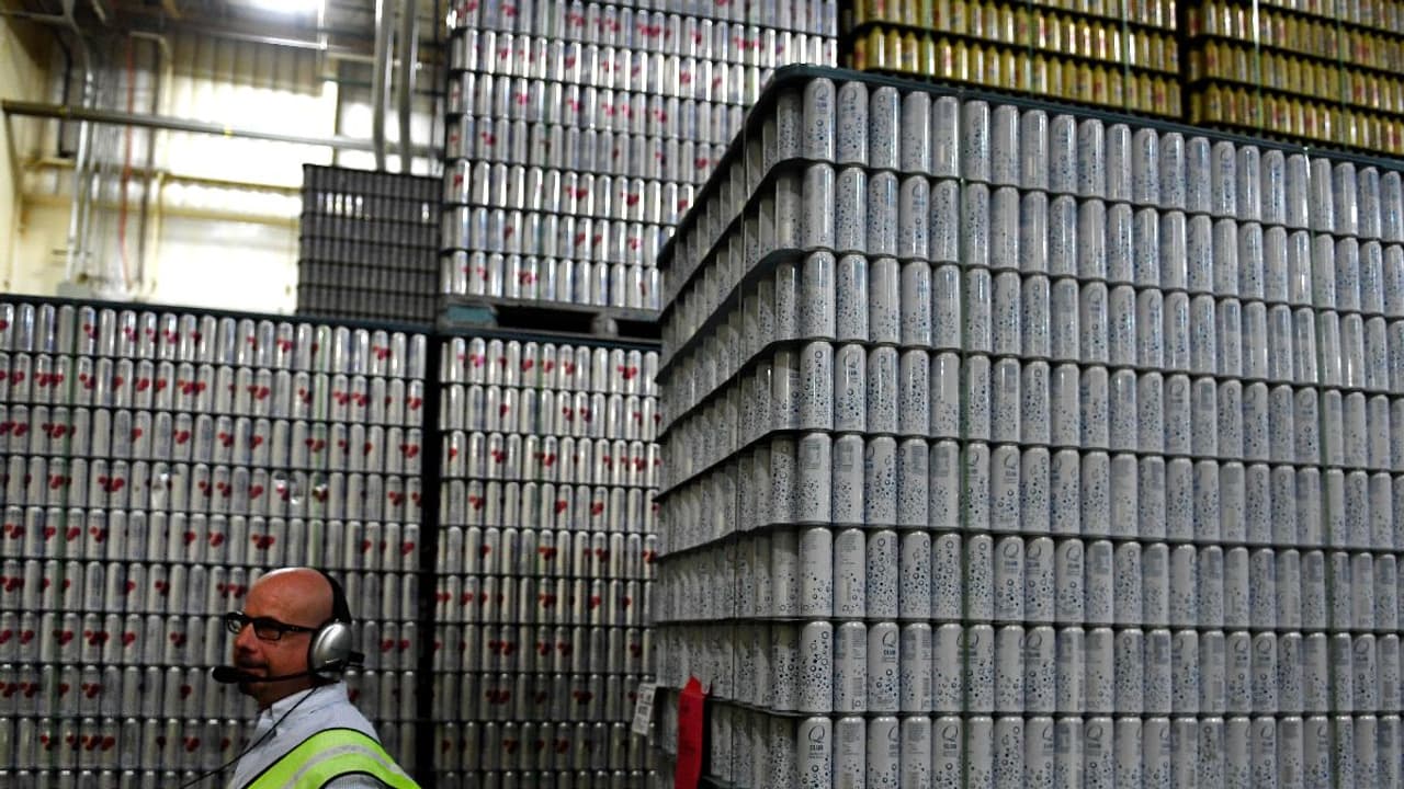 Ball Stock Gains Pre Market Despite Mixed Q4 Earnings: Retail Neutral