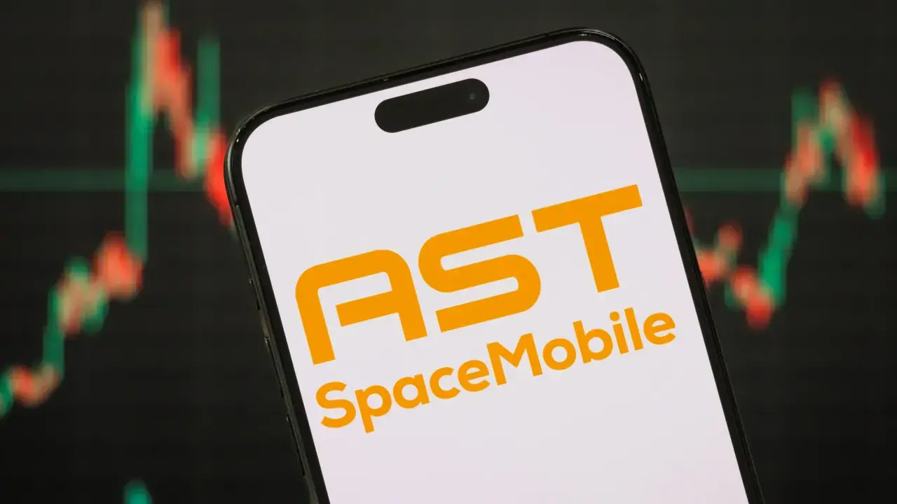https://stocktwits.com/news articles/markets/equity/ast spacemobile cuts 225 million in debt with stock sale/chmJ0tCRREa https://stocktwits.com/news articles/markets/equity/ast spacemobile cuts 225 million in debt with stock sale/chmJ0tCRREa