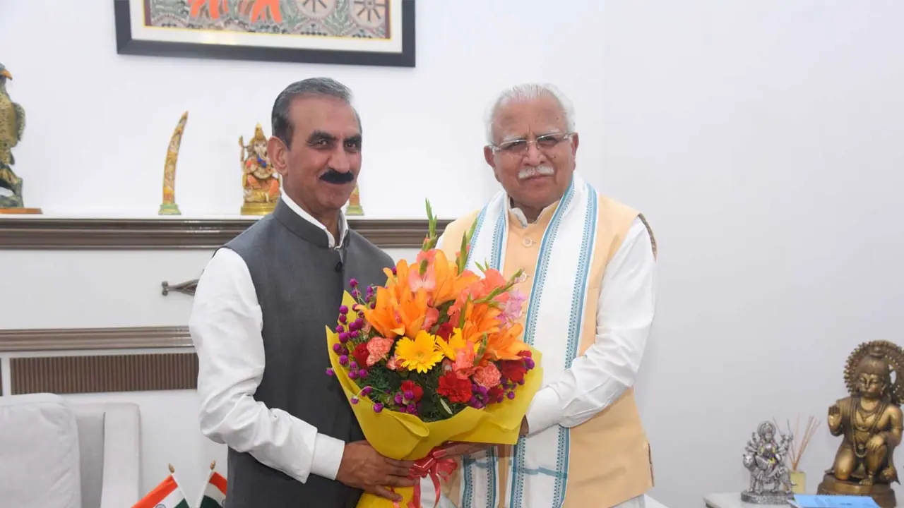 Himachal Chief Minister Thakur Sukhvinder Singh Sukhu called on Manohar Lal Khattar, Union Minister for Power, Housing and Urban Affairs at New Delhi (Photo/Himachal CMO) Himachal Chief Minister Thakur Sukhvinder Singh Sukhu called on Manohar Lal Khattar, Union Minister for Power, Housing and Urban Affairs at New Delhi (Photo/Himachal CMO)