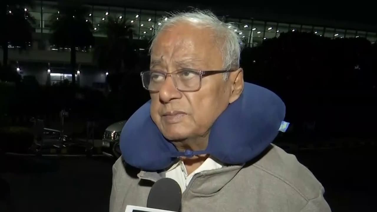 TMC MP Saugata Roy arrives at Delhi airport ahead of the Winter Session of Parliament (Photo/ANI) TMC MP Saugata Roy arrives at Delhi airport ahead of the Winter Session of Parliament (Photo/ANI)
