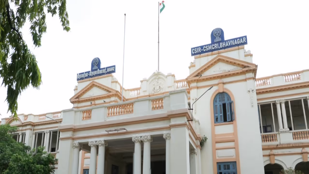 ujarat's CSMCRI scientists among world's top 5% researchers in SciRank Global Registry (Photo/ANI) ujarat's CSMCRI scientists among world's top 5% researchers in SciRank Global Registry (Photo/ANI)