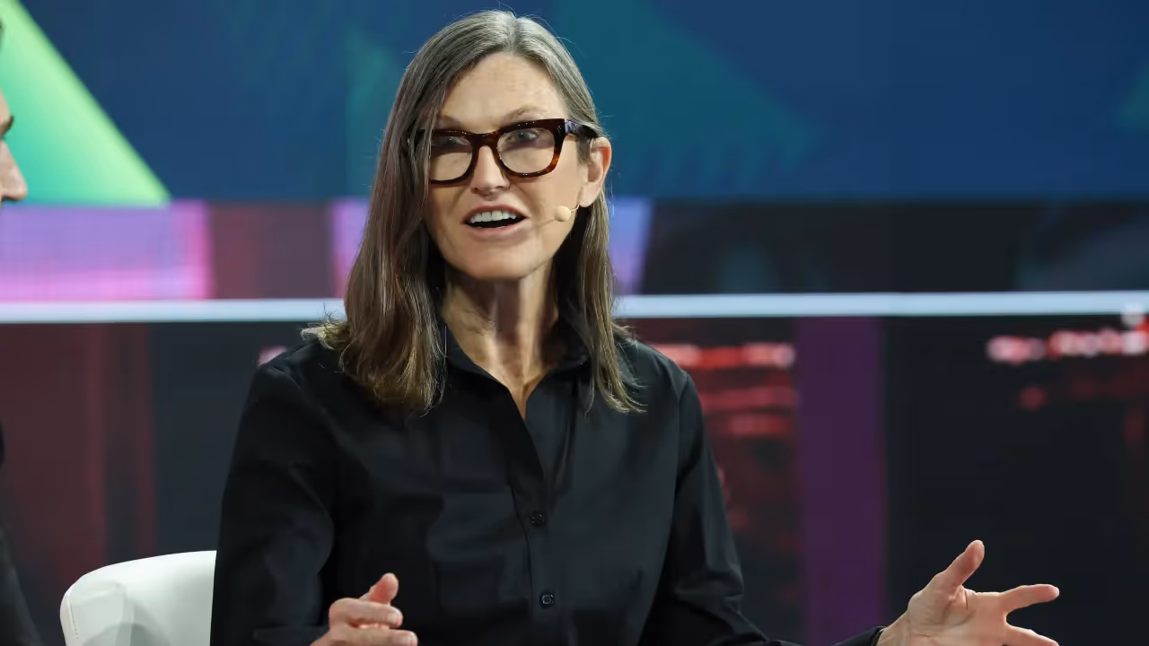 https://stocktwits.com/news articles/markets/equity/cathie wood ark invest nvidia spacex buys roblox sell august/cZsoiDFRJMG https://stocktwits.com/news articles/markets/equity/cathie wood ark invest nvidia spacex buys roblox sell august/cZsoiDFRJMG