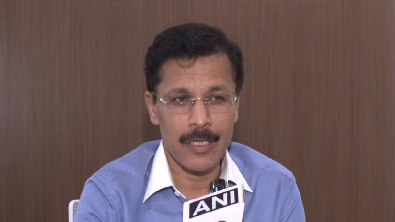 Tukaram Munde , Maharashtra FDA Commissioner (Photo/ANI) Tukaram Munde , Maharashtra FDA Commissioner (Photo/ANI)