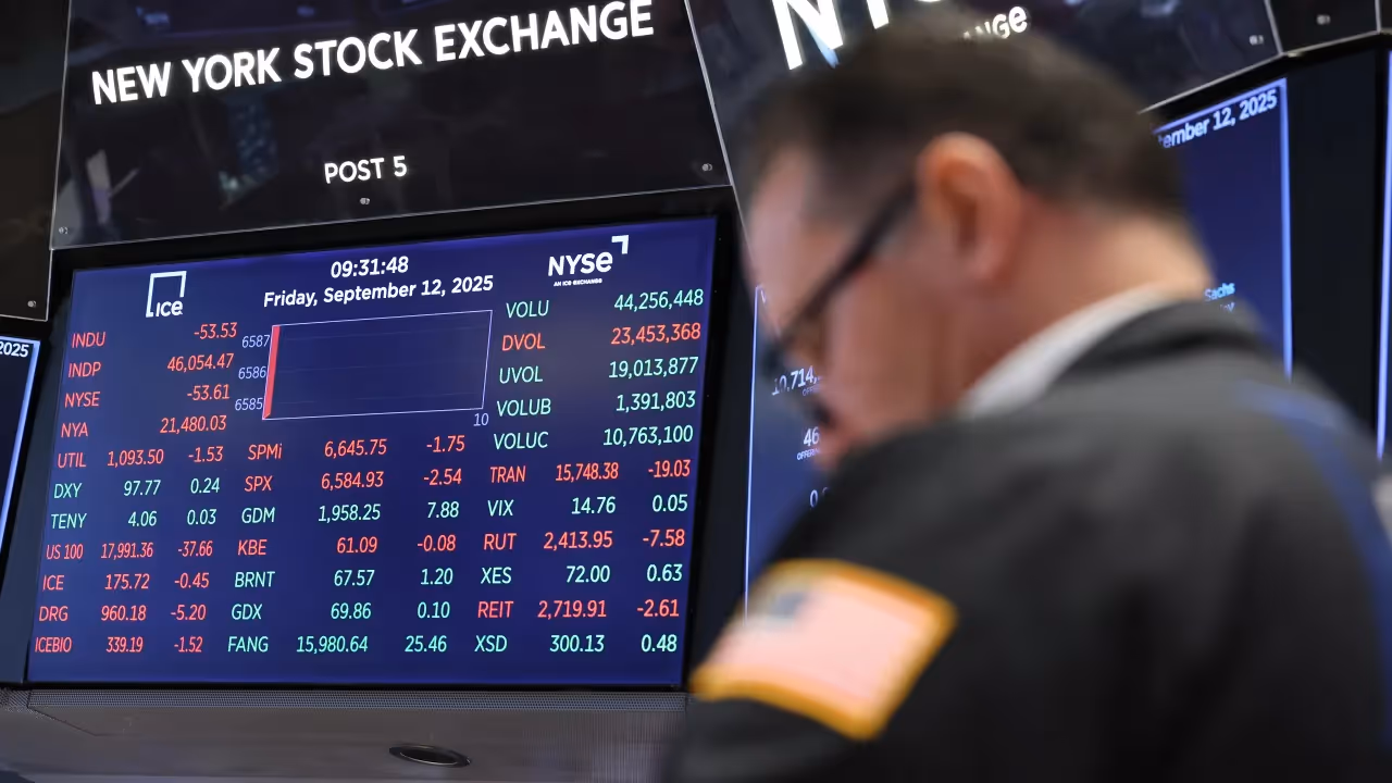 https://stocktwits.com/news articles/markets/equity/dow s and p 500 nasdaq futures rise ahead of key jobs report nke nflx baba xrpn stocks in focus/cZDSDQvRB0V https://stocktwits.com/news articles/markets/equity/dow s and p 500 nasdaq futures rise ahead of key jobs report nke nflx baba xrpn stocks in focus/cZDSDQvRB0V