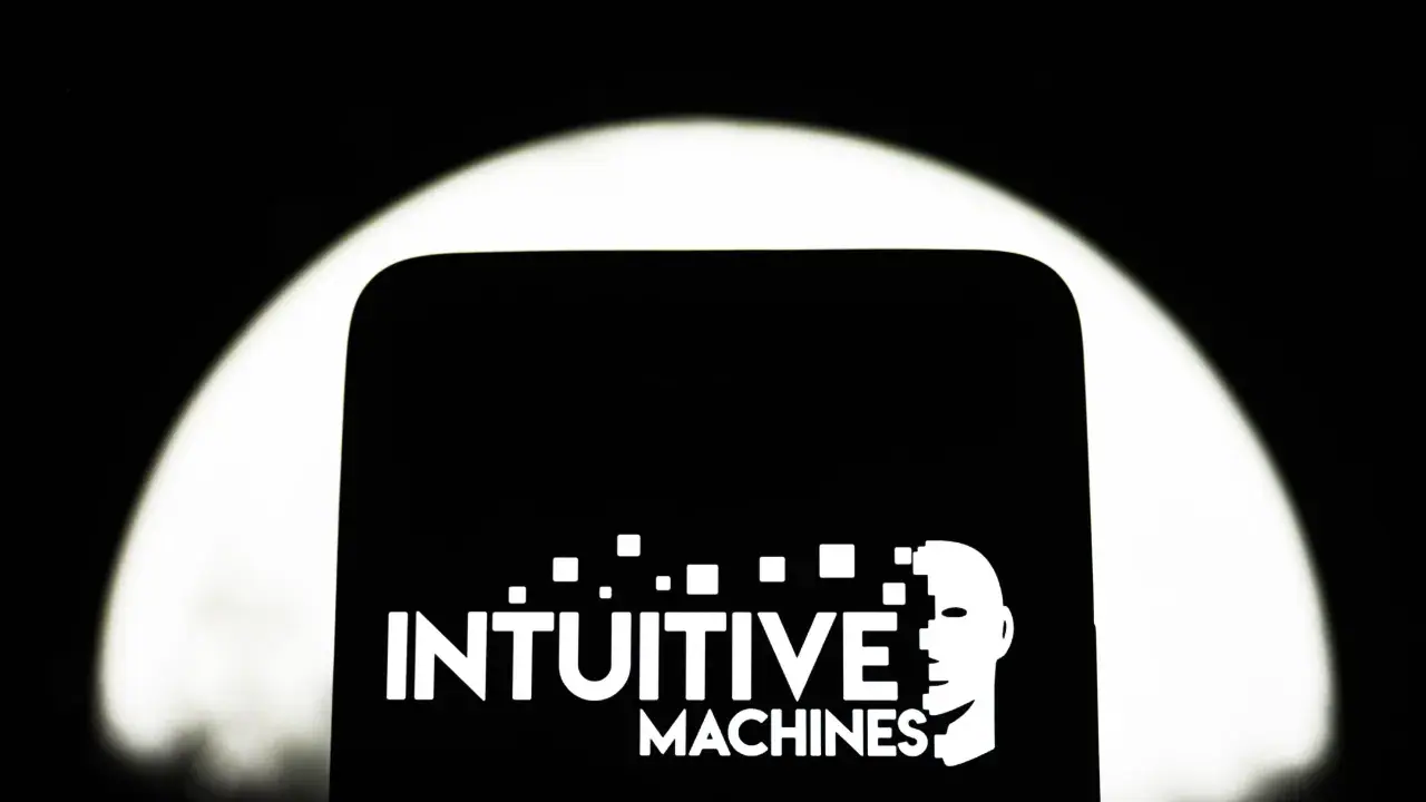 https://stocktwits.com/news articles/markets/equity/intuitive machines posted record q2 revenue so why is lunr stock declining today/cZoqfIwRJLb https://stocktwits.com/news articles/markets/equity/intuitive machines posted record q2 revenue so why is lunr stock declining today/cZoqfIwRJLb