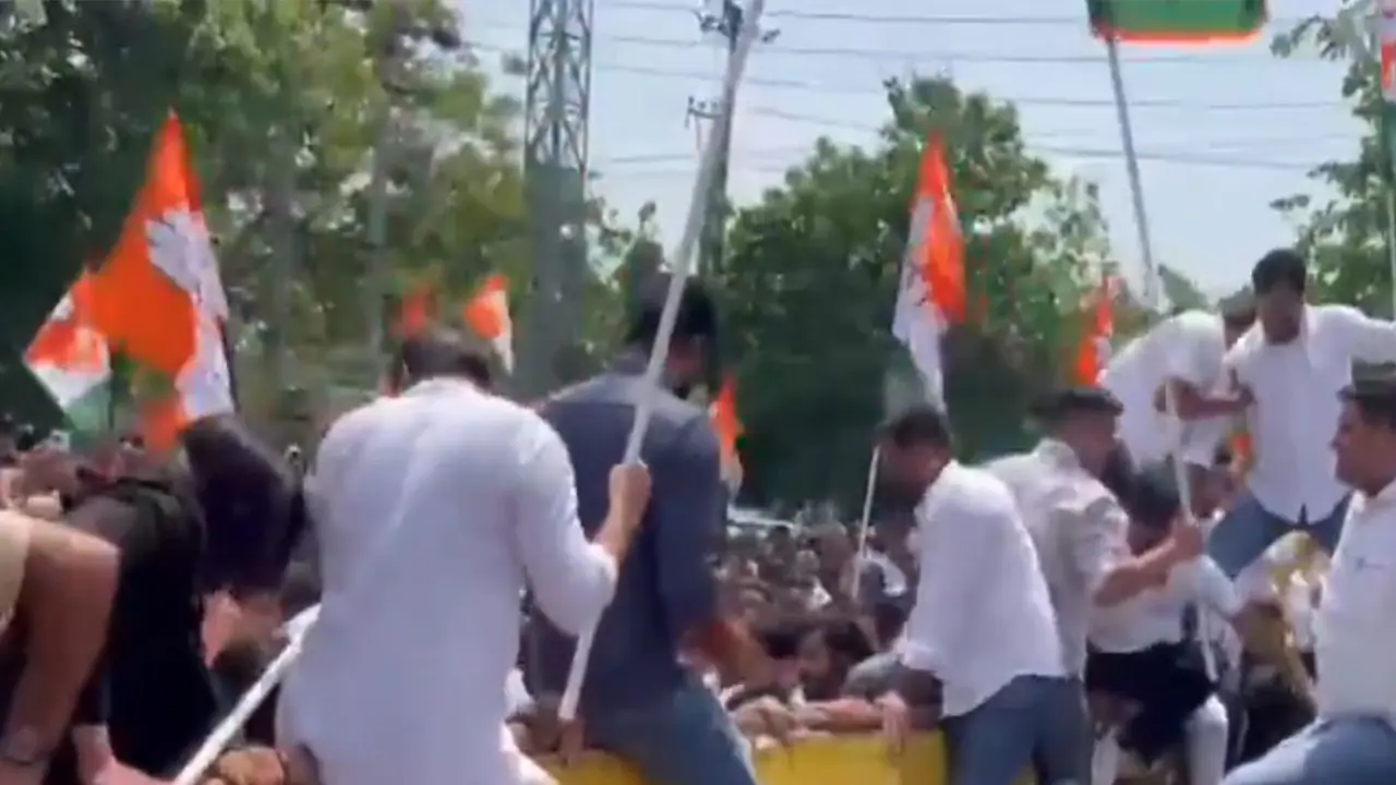 Congress protesters face water cannons during march to Haryana CM’s residence (Photo/ANI) Congress protesters face water cannons during march to Haryana CM’s residence (Photo/ANI)