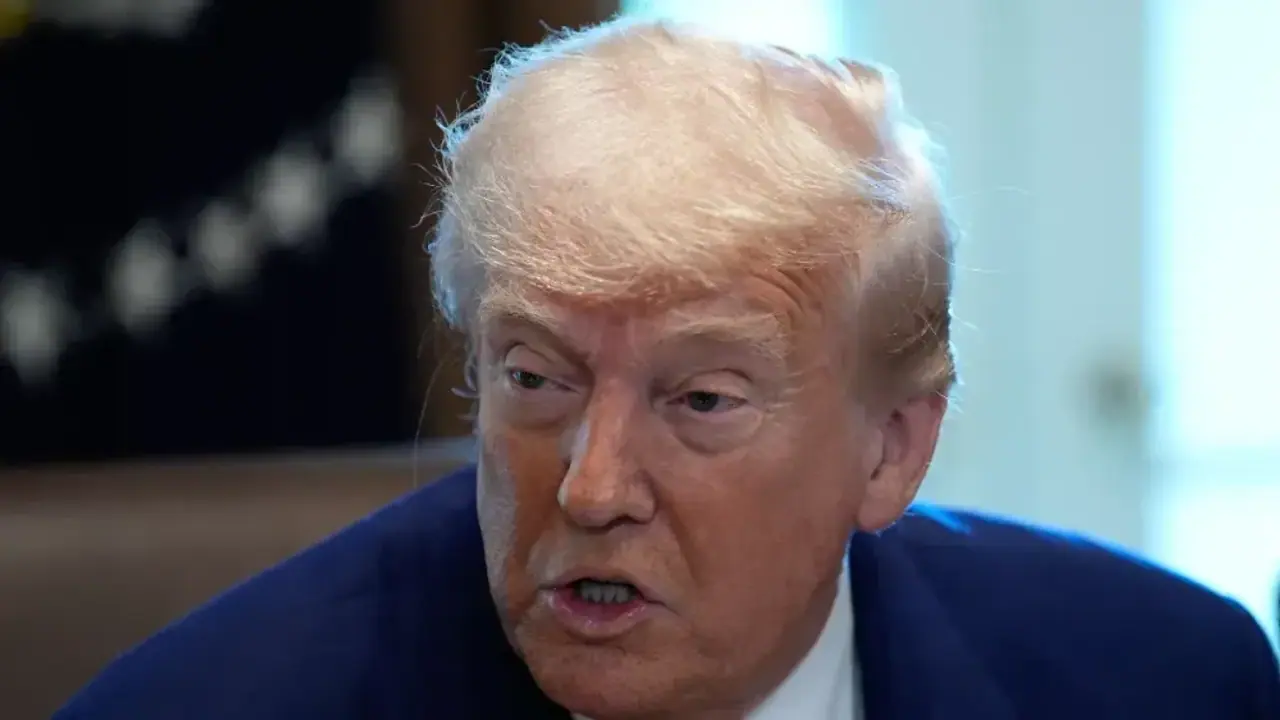 https://stocktwits.com/news-articles/markets/equity/trump-calls-nvidia-ceo-jensen-huang-brilliant-backs-500-b-us-ai-chip-buildout/chLvQkORb0b