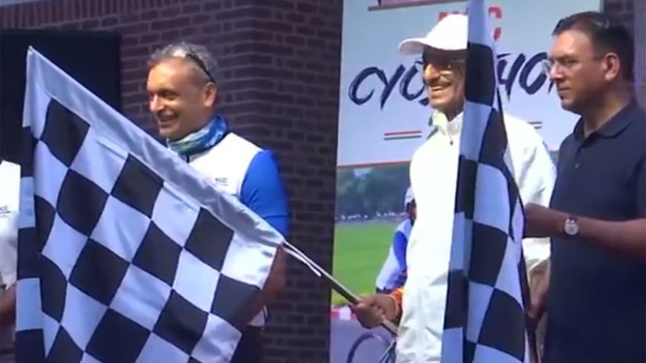 Mansukh Mandaviya, Sanjay Seth flag off NCC Cyclothon 2026. (Photo/ANI) Mansukh Mandaviya, Sanjay Seth flag off NCC Cyclothon 2026. (Photo/ANI)