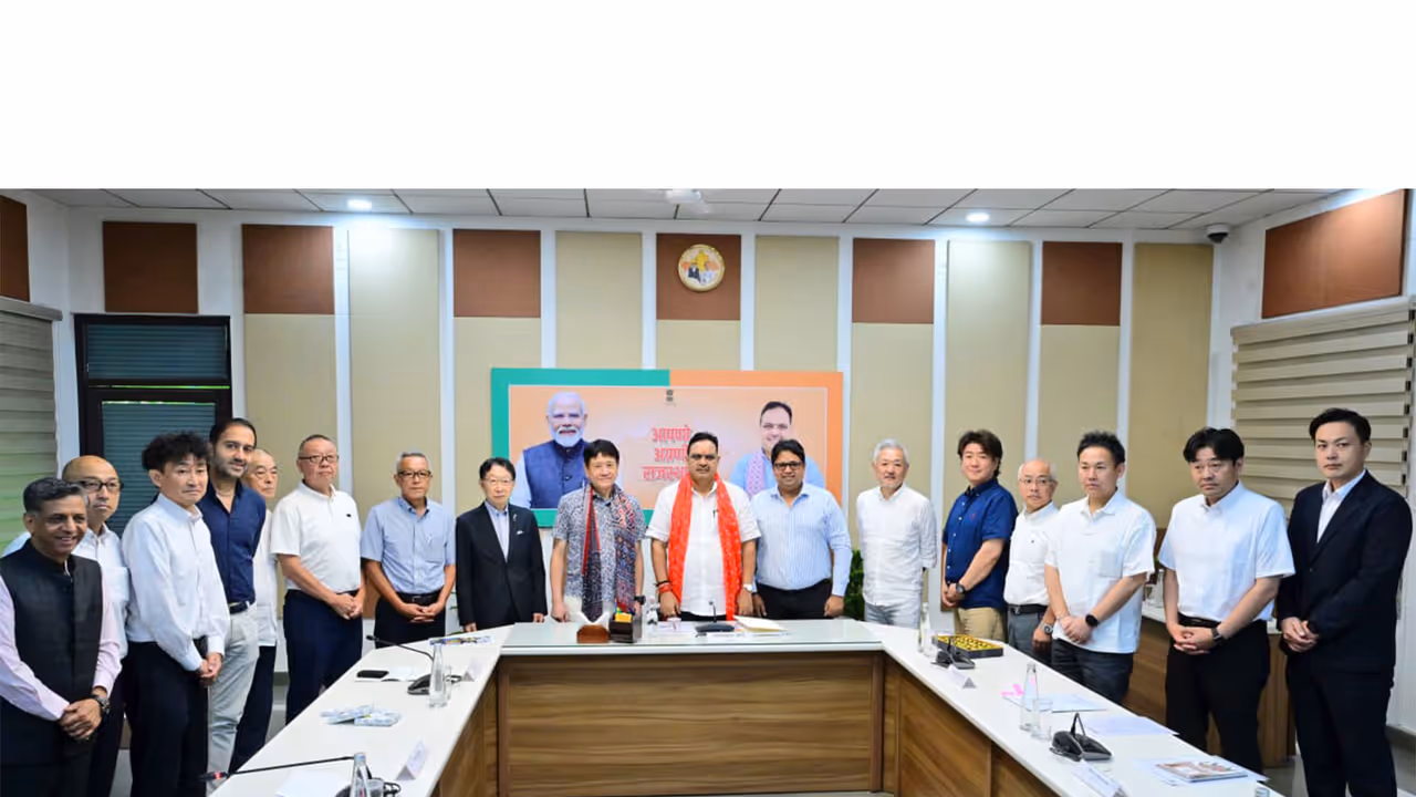 Rajasthan CM Bhajan Lal Sharma with Japanese delegation (Photo/X/@BhajanlalBjp)) Rajasthan CM Bhajan Lal Sharma with Japanese delegation (Photo/X/@BhajanlalBjp))