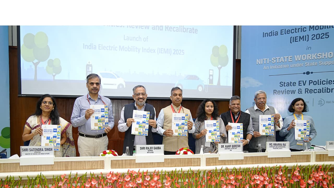 NITI Aayog Launches Second Edition of India Electric Mobility Index (Photo/PIB) NITI Aayog Launches Second Edition of India Electric Mobility Index (Photo/PIB)