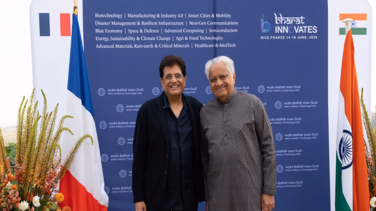 Union Minister Piyush Goyal attends dinner hosted by renowned luminary Harish Salve (Photo/X@PiyushGoyal) Union Minister Piyush Goyal attends dinner hosted by renowned luminary Harish Salve (Photo/X@PiyushGoyal)