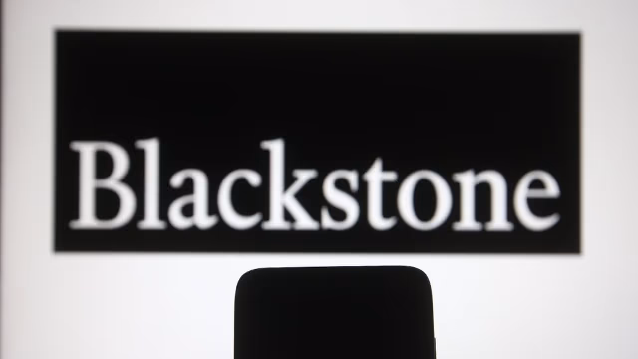 https://stocktwits.com/news articles/markets/equity/blackstone doubles down snaps up 2 b in commercial real estate loans report/chmgsIjRRIp https://stocktwits.com/news articles/markets/equity/blackstone doubles down snaps up 2 b in commercial real estate loans report/chmgsIjRRIp