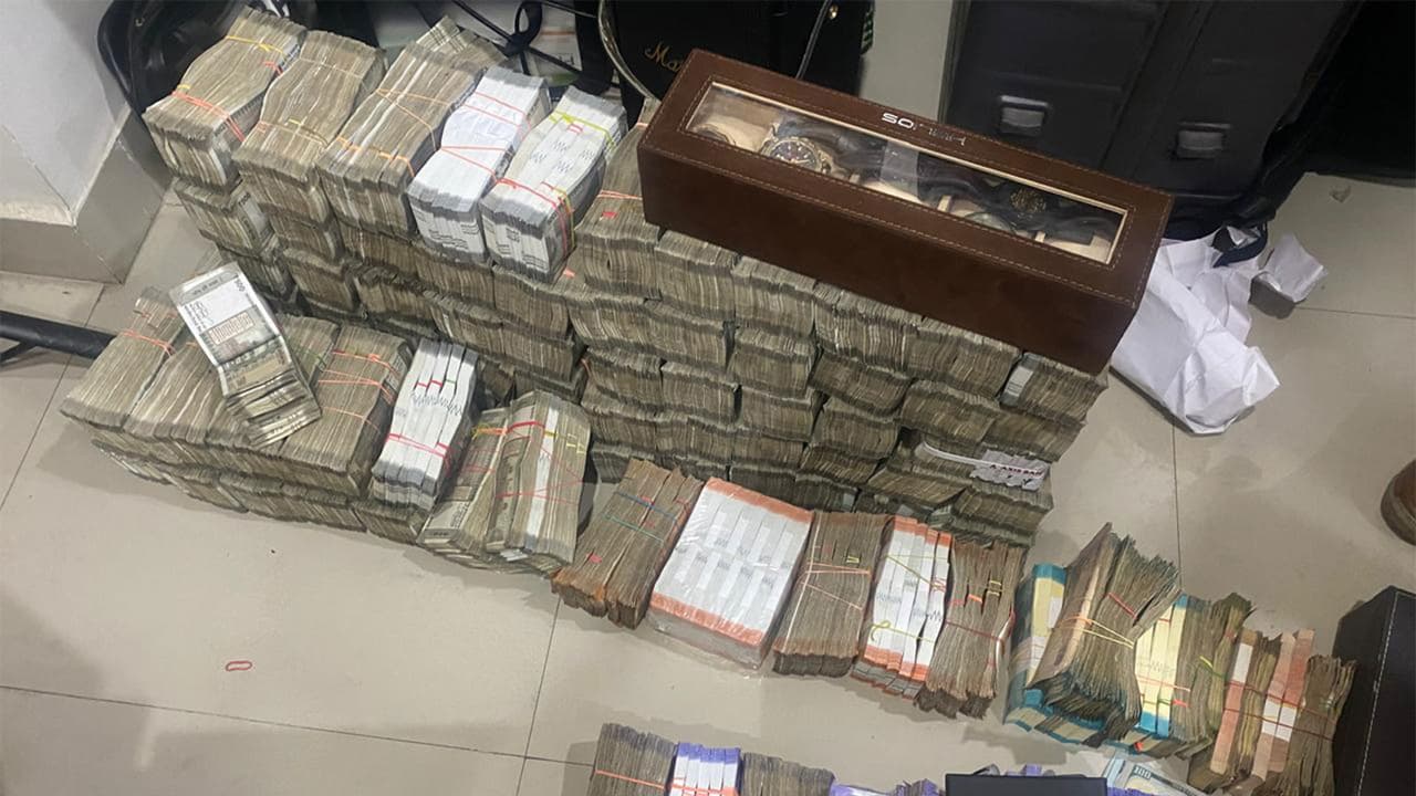 Recovered money during the operation conducted by the CBI (Photo/ANI)