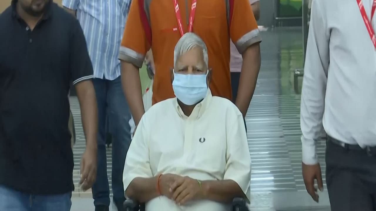 RJD chief Lalu Prasad (Photo/ANI) RJD chief Lalu Prasad (Photo/ANI)