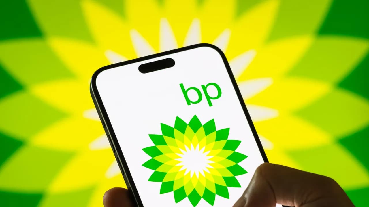 https://stocktwits.com/news articles/markets/equity/bp doubles down on oil strategy/chrLs0BRd2g