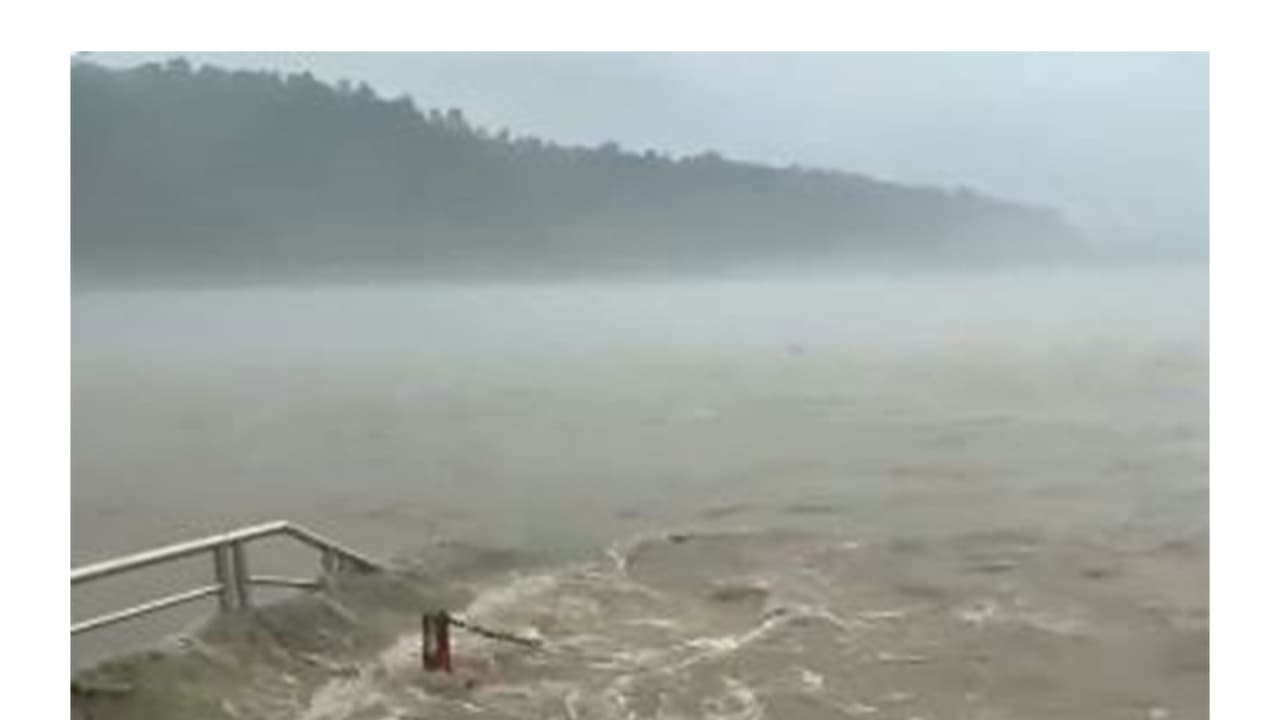 Heavy rainfall in Uttarakhand (Photo/ANI) Heavy rainfall in Uttarakhand (Photo/ANI)