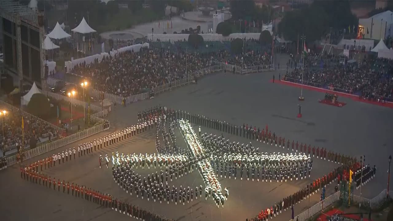 A glimpse of Beating Retreat ceremony at Vijay Chowk (Photo/X@narendramodi) A glimpse of Beating Retreat ceremony at Vijay Chowk (Photo/X@narendramodi)