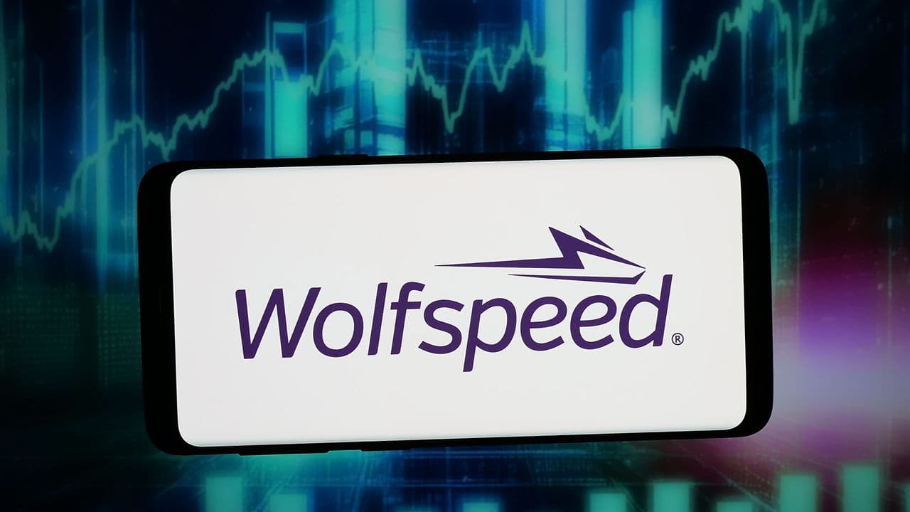 https://stocktwits.com/news articles/markets/equity/why is wolf stock surging over 18 overnight/cZDUcQTRBZ0 https://stocktwits.com/news articles/markets/equity/why is wolf stock surging over 18 overnight/cZDUcQTRBZ0