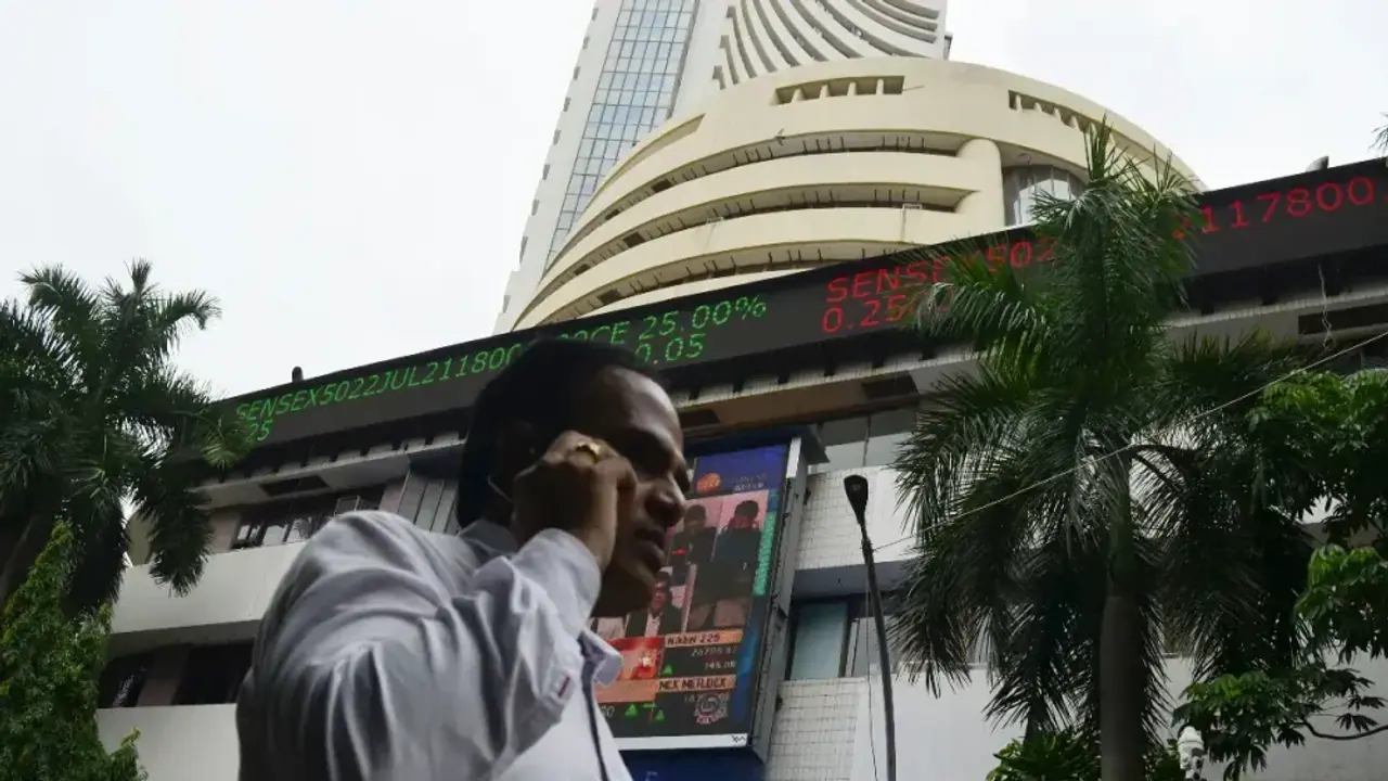 https://stocktwits.com/news articles/markets/equity/india markets nifty near turning point sebi r as eye support at 25 000 resistance at 25 200/chl7PonRbyo