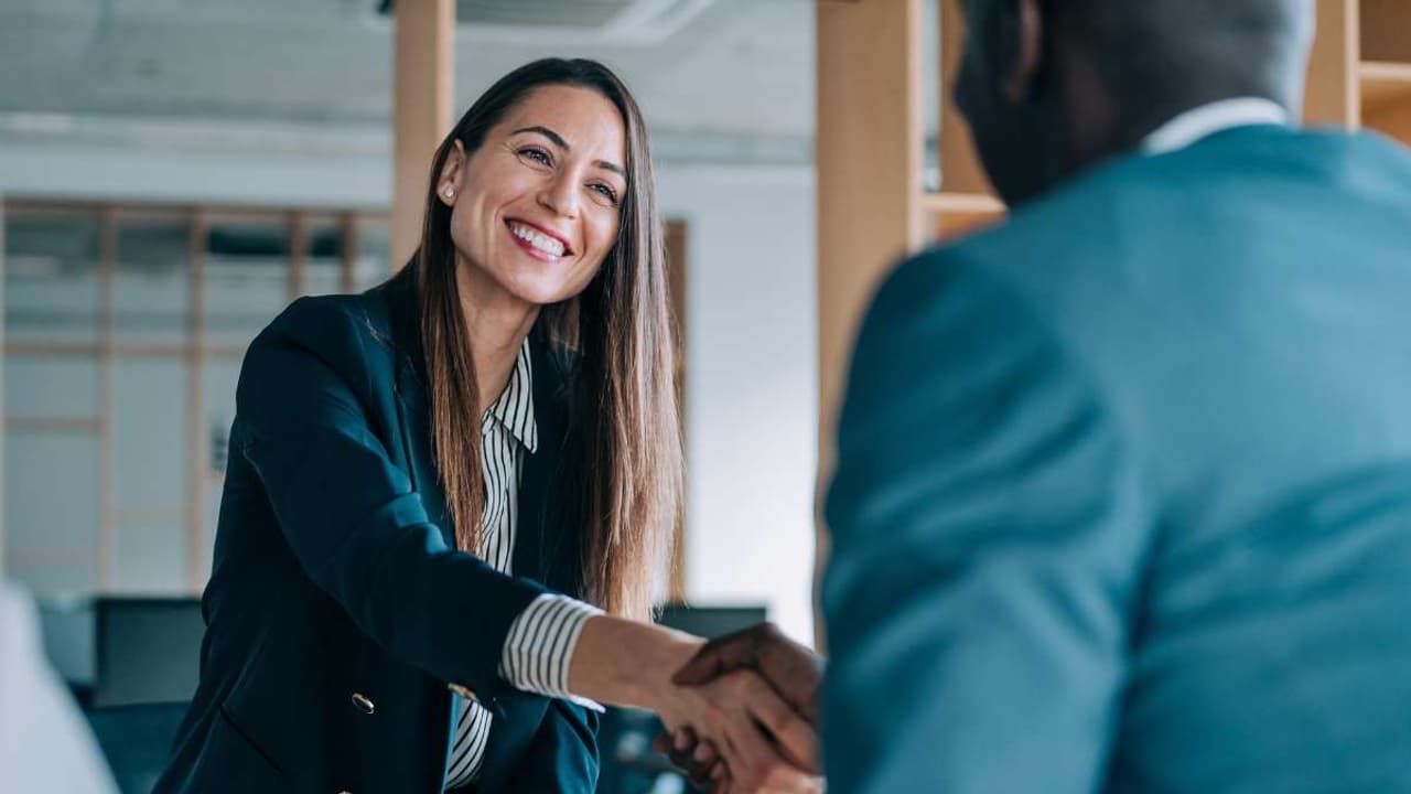 Heidrick & Struggles International Stock Rises After Hours On Upbeat Q4 Profit, Retail Yet To Take Notice Heidrick & Struggles International Stock Rises After Hours On Upbeat Q4 Profit, Retail Yet To Take Notice