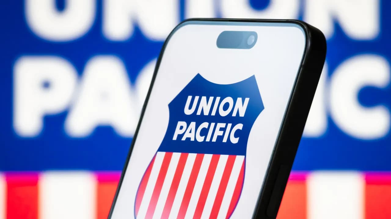 https://stocktwits.com/news articles/markets/equity/here what union pacific s management said about norfolk southern acquisition/cho9CGtR5y7 https://stocktwits.com/news articles/markets/equity/here what union pacific s management said about norfolk southern acquisition/cho9CGtR5y7